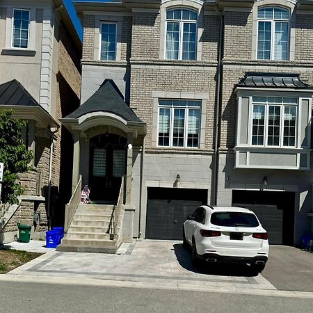 2 Bedroom With 2 Ensuites Unit In Richmond Hill Luaran gambar