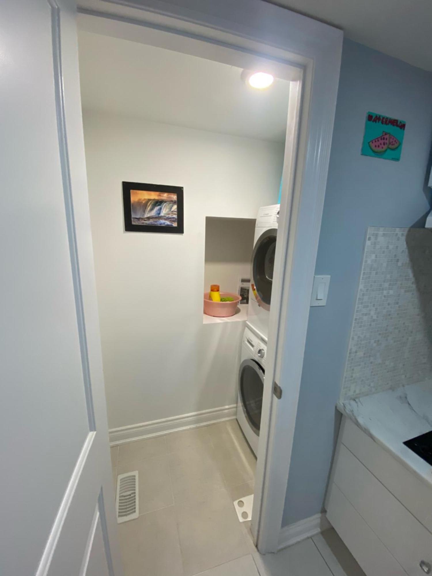 2 Bedroom With 2 Ensuites Unit In Richmond Hill Luaran gambar